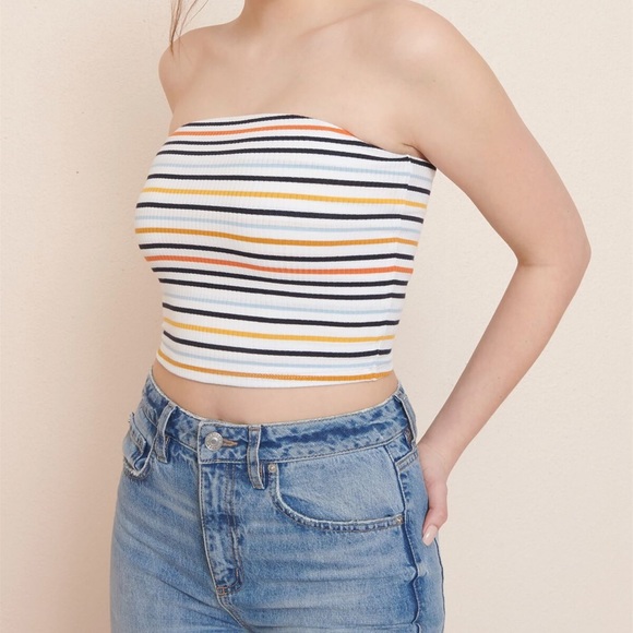 The essential Ribbed Tube Top - Picture 3 of 6